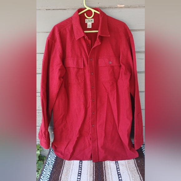 LLBean Long Sleeve Button-Down Check Shirt Made in USA Men's XL cotton red type Vintage Second Hand